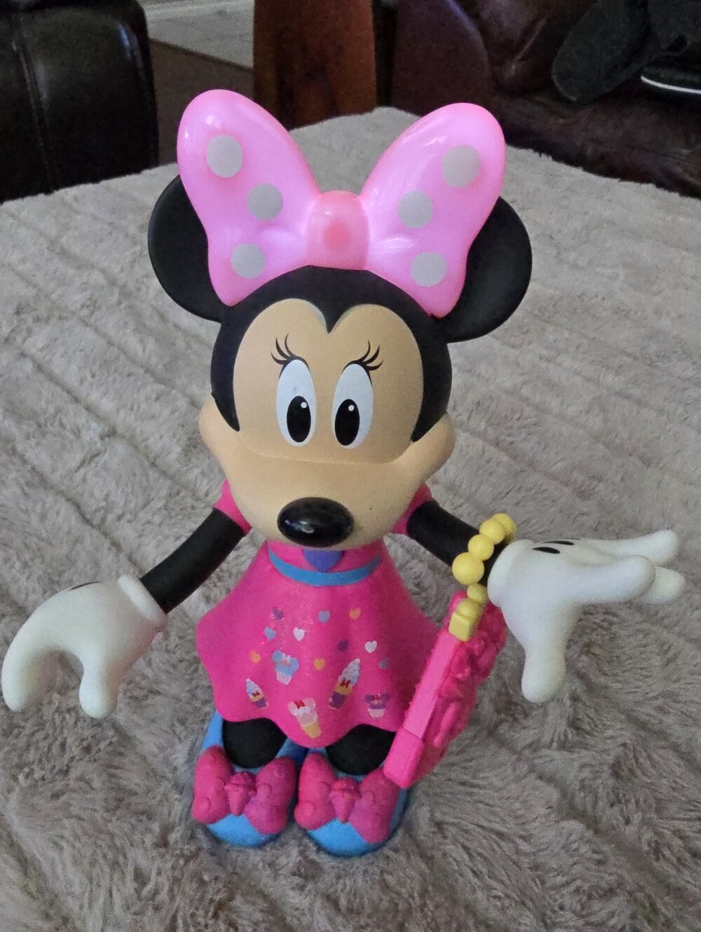 DISNEY Sweets & Treats Minnie Mouse 10" Toy
